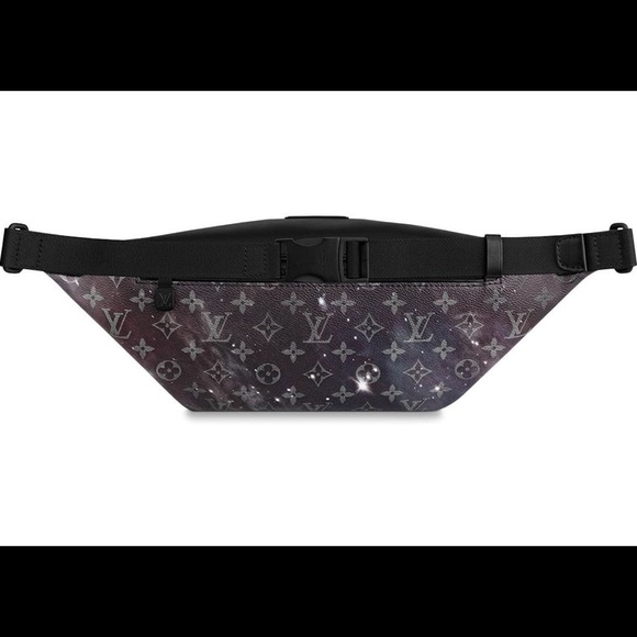 Louis Vuitton Crossbody Bag/Fanny Pack (Rare) - Picture 2 of 8